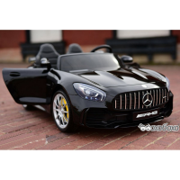 JJ Акумулаторна кола Mercedes Benz GT R двуместна с меки гуми и кожена седалка 2x12V